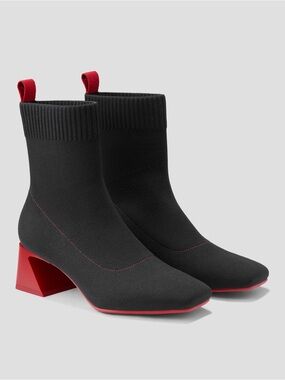 Vivaia Square-Toe Water-Repellent Block Heeled Boots (Regina Pro)
